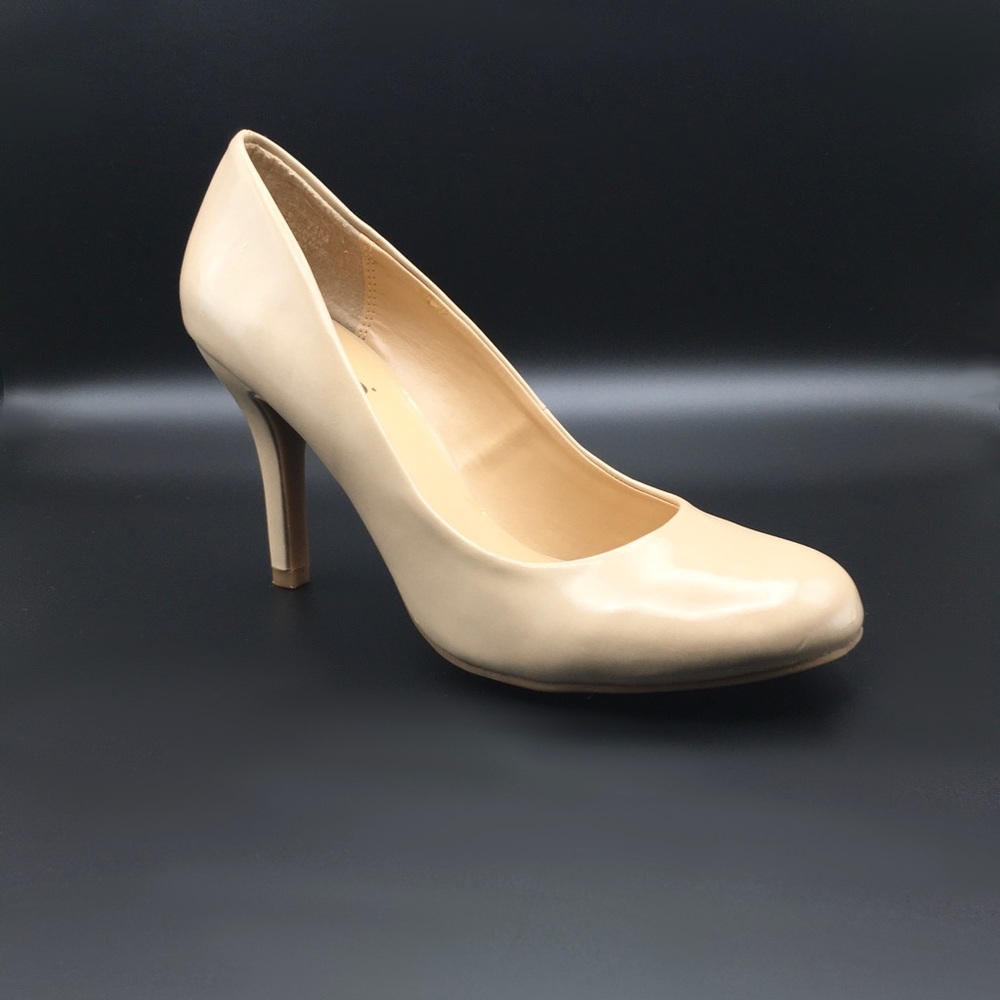 Nine & Co Classic Nude High Heel Pumps Sz 7.5 M